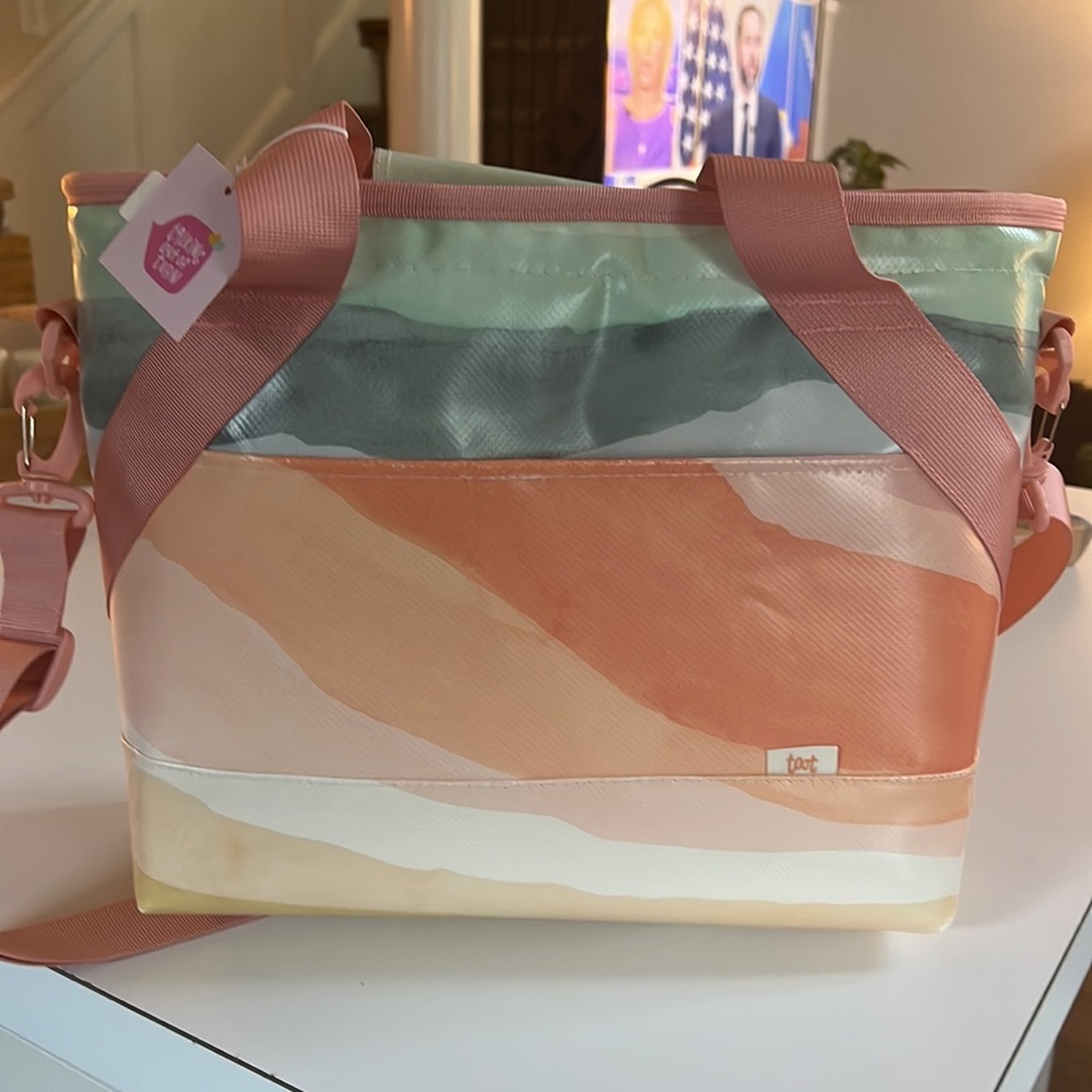 Insulated beverage tote by Talking out of turn